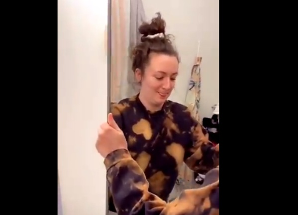 La misteriosa habitaci&oacute;n que encontr&oacute; una chica detr&aacute;s de un espejo