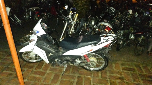 Circulaba con una moto robada y lo detuvieron en Villa Elvira