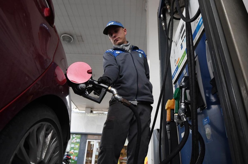 YPF aumentó el precio de sus combustibles un 3,8% en promedio