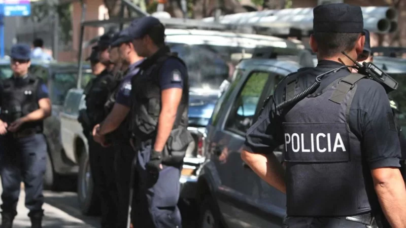 Discusión entre vecinos de Tolosa terminó a los tiros y dos hombres quedaron detenidos