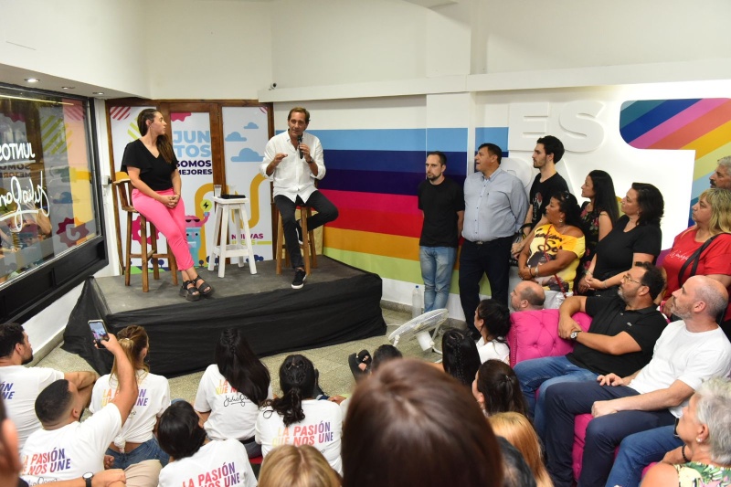 Garro inauguró un local en Diagonal 74 y 17: ”Tenemos que devolverle a la gente la posibilidad de creer en la buena política”