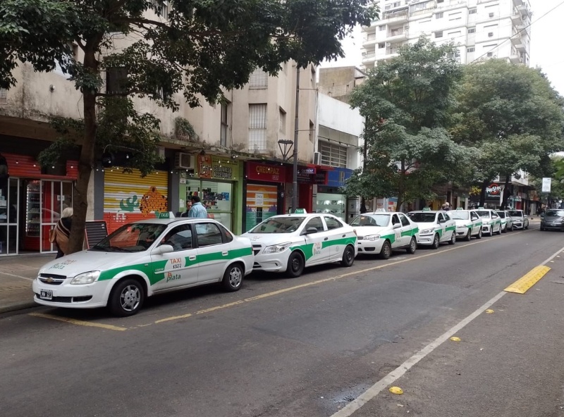 A fines de agosto se aprobaría la segunda suba de taxis del año en La Plata: el posible nuevo monto