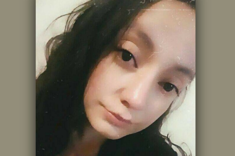 Una joven en La Plata está sin trabajo y lava ropa y zapatillas para darle de comer a sus hijas: ”Se me rieron ”
