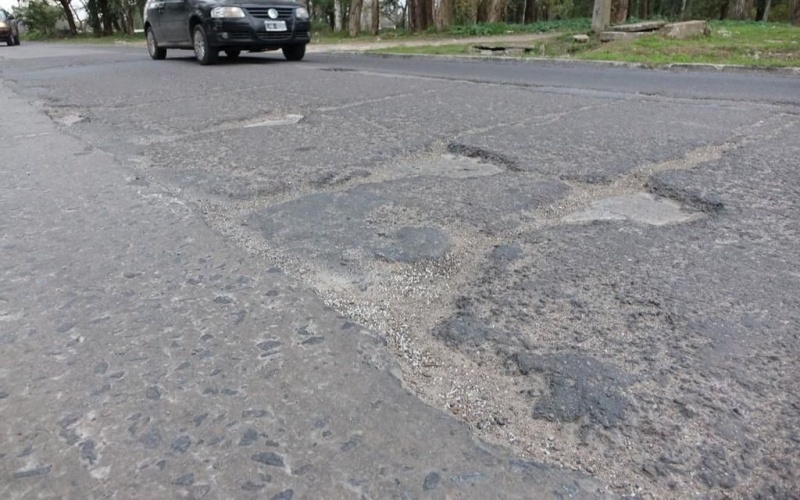 Vecinos de calle 55 reclaman por el arreglo del pavimento