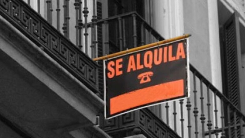 Busca ”compañere” para compartir gastos de alquiler en La Plata y estallaron en su contra: ”Sirve de filtro”