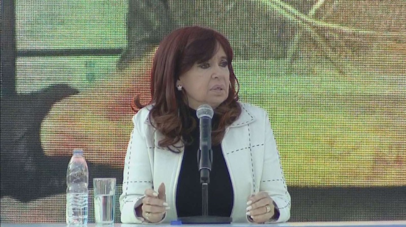 Cristina Kirchner, en el Encuentro Nacional de Jóvenes de La Cámpora: ”El peronismo está más vigente que nunca”
