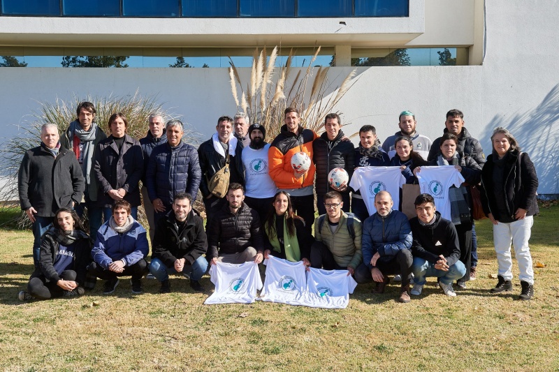Gimnasia y Estudiantes juntos, por una causa solidaria