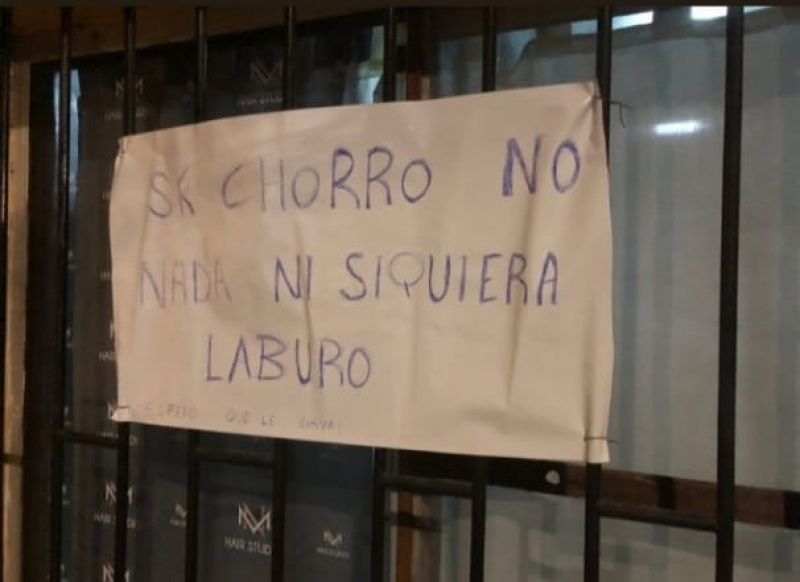”Sr. Chorro, no nada ni siquiera laburo”: una peluquería de La Plata generó conmoción tras un grave robo