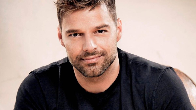 Ricky Martin se hizo un hisopado y lo mostró en las redes