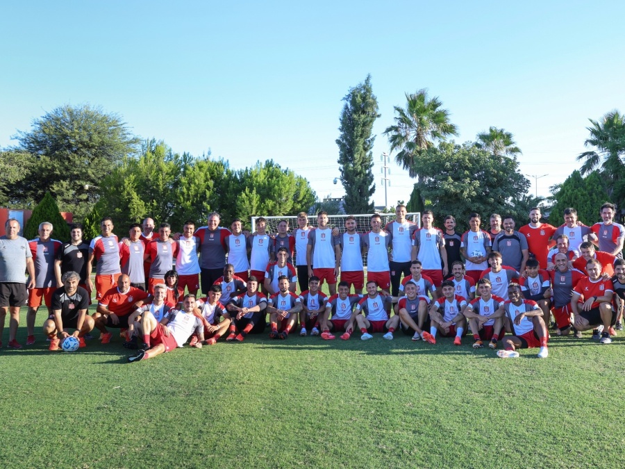 Estudiantes vuelve a trabajar con cuatro ausencias y tres sorpresas