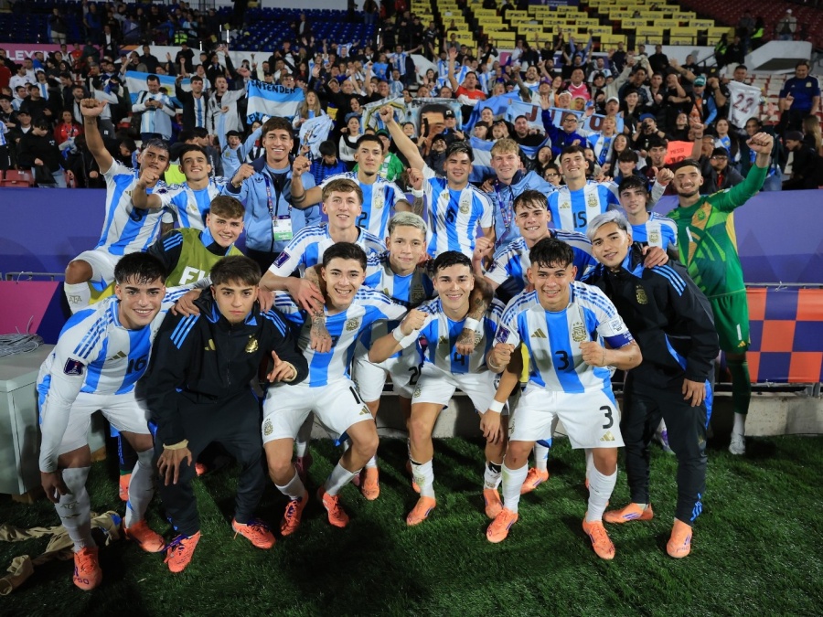 Fue decisivo para que Argentina juegue la final del mundo, en Gimnasia lo felicitaron y los hinchas explotaron