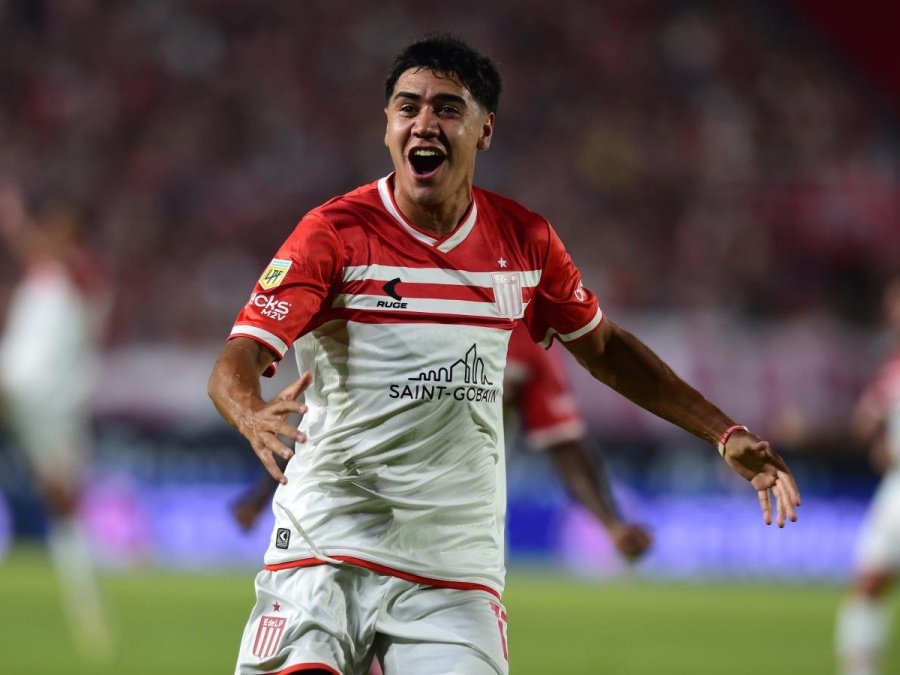 Tobio Burgos reveló porque no siguió en River y confesó que hizo con el primer sueldo