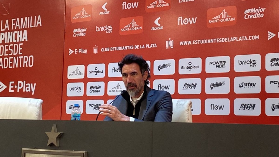 Domínguez recargado: Le marcó la cancha a Rojo, dejó entrever que no pidió a Suárez y fijó postura con Palacios