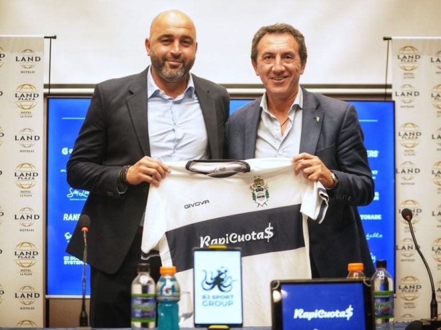 Tras la salida de varios futbolistas Méndez le marcó la cancha a la dirigencia de Gimnasia