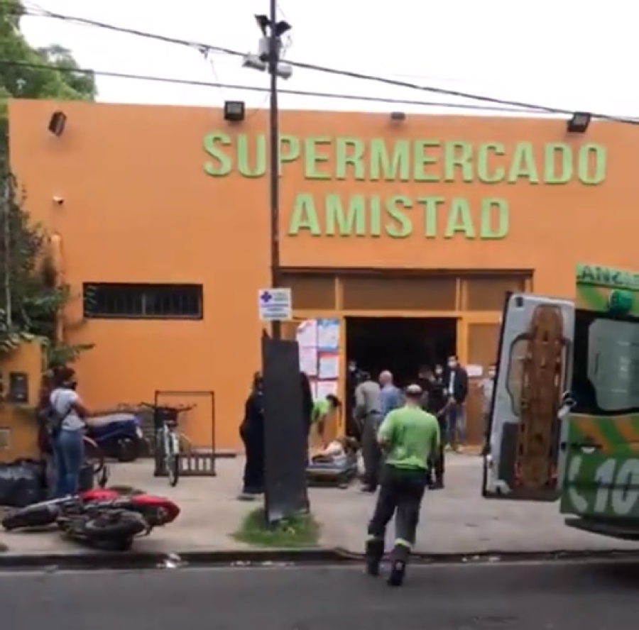 Delincuentes balearon a un motociclista en un intento de robo