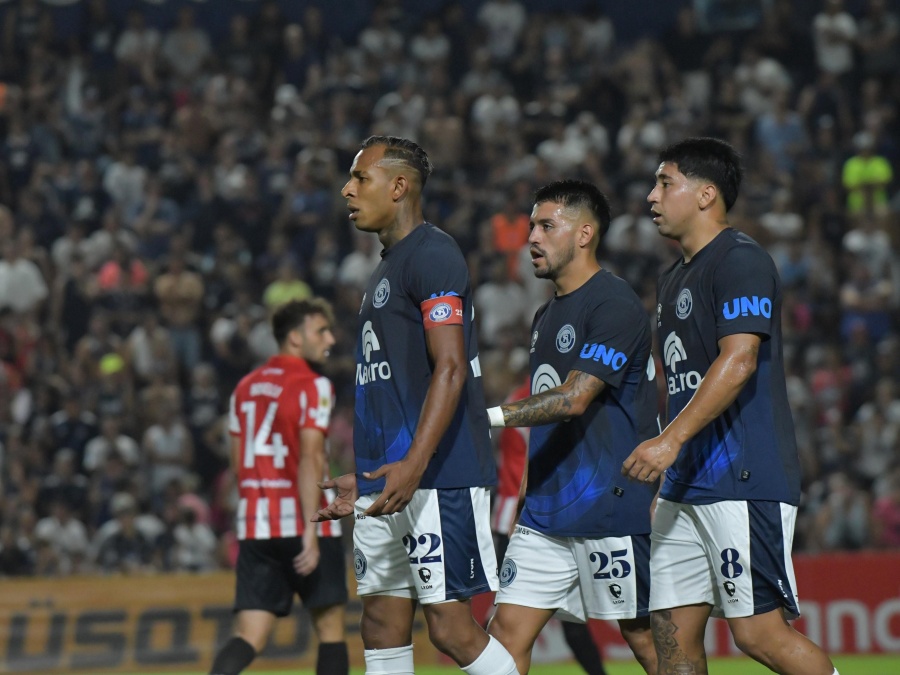 Un encuentro que provocó el repudio de los hinchas del Pincha