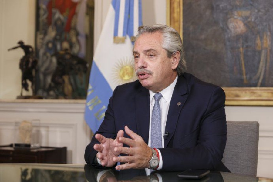 Alberto Fernández: ”El esfuerzo para conseguir las vacunas lo hacemos en absoluta soledad”