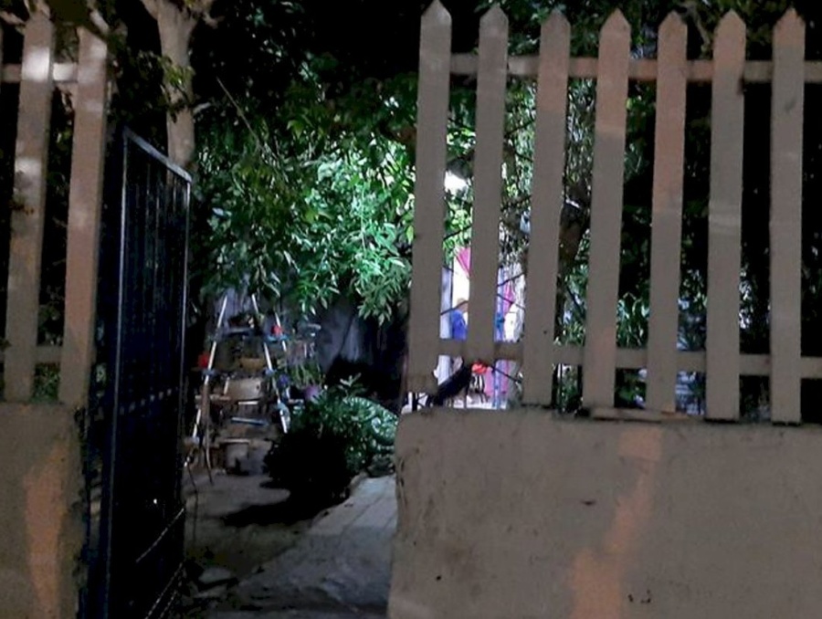 La bebé rescatada en una pensión de Villa Elvira tenía quemaduras y estaba desnuda