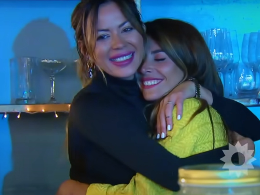 Karina Jelinek le propuso a Majo Martino ser la madrina de su hijo