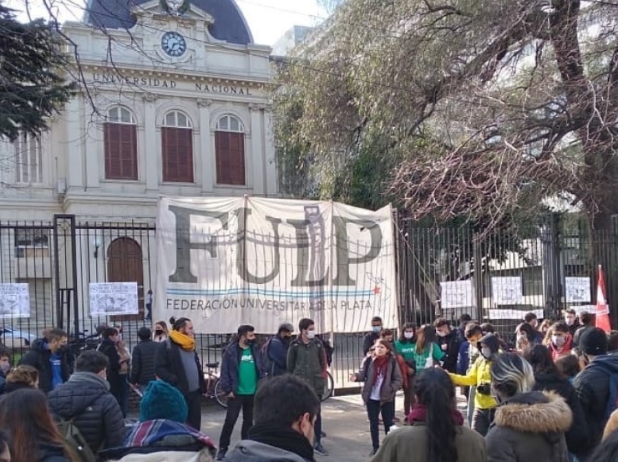 Esta es la idea de presencialidad y los reclamos de los alumnos a la UNLP: ”Necesitamos que vuelvan nuestros derechos”