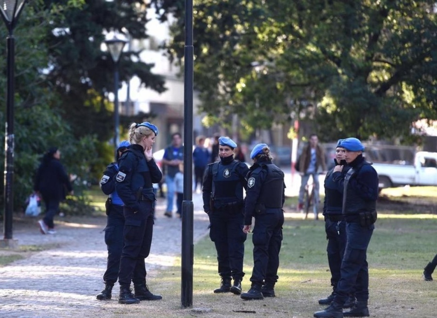 La Provincia impulsará un proyecto junto a intendentes para profesionalizar la Policía Bonaerense