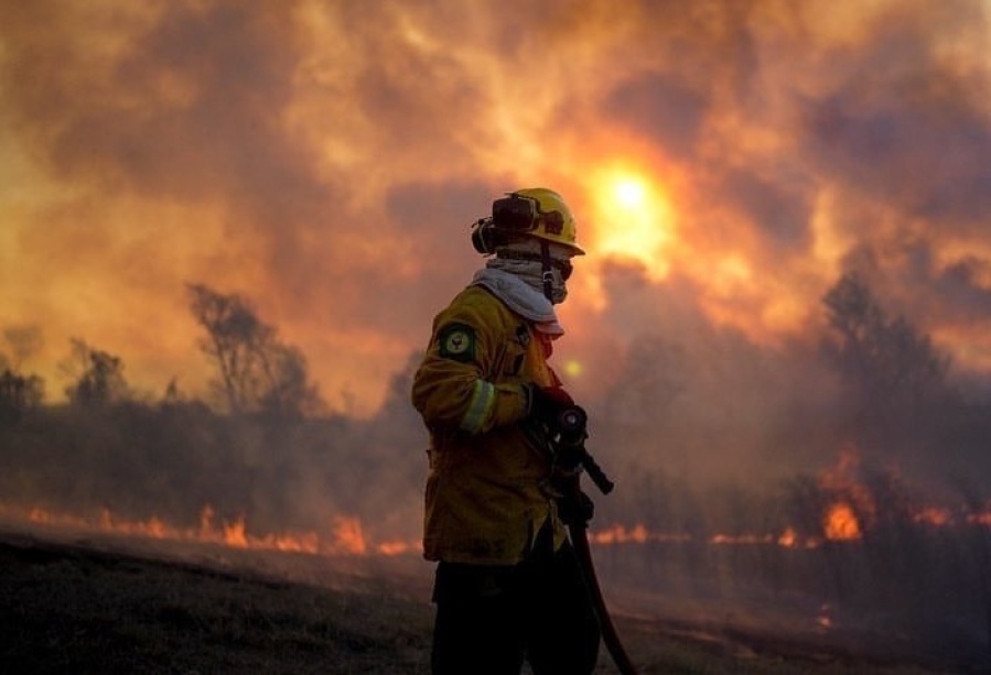 Por el calor extremo, la Provincia de Buenos Aires dispuso el estado de alerta del sistema de bomberos y emergencias