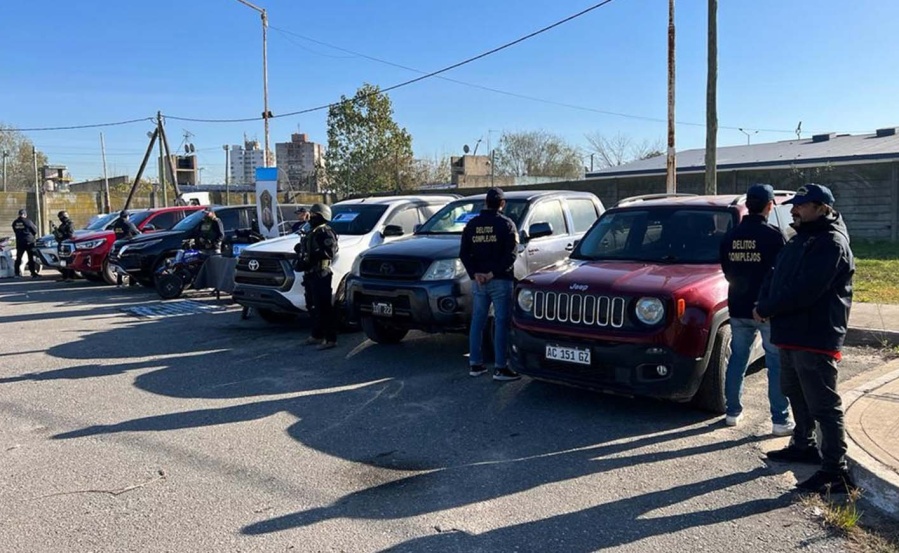 Cayeron 6 integrantes de la banda ”Las Reinas”: robaban camionetas de altas gama en La Plata y otros cuatro municipios