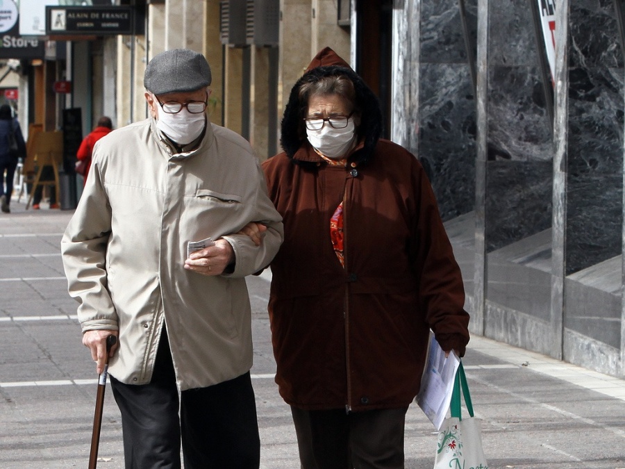 Se oficializó el bono de 6 mil pesos para jubilados: alcanzará a casi 5 millones de personas y se abona desde el 18 de abril