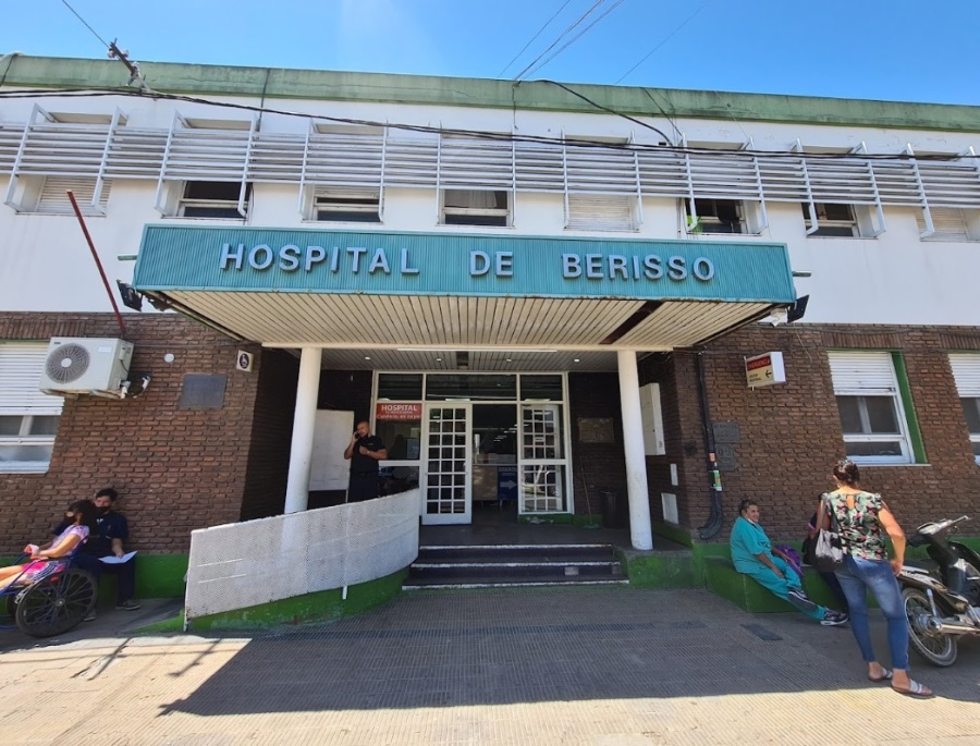 Abusaron a una joven de Berisso y la dejaron encerrada tras provocarle 27 cortes en la cabeza y los brazos