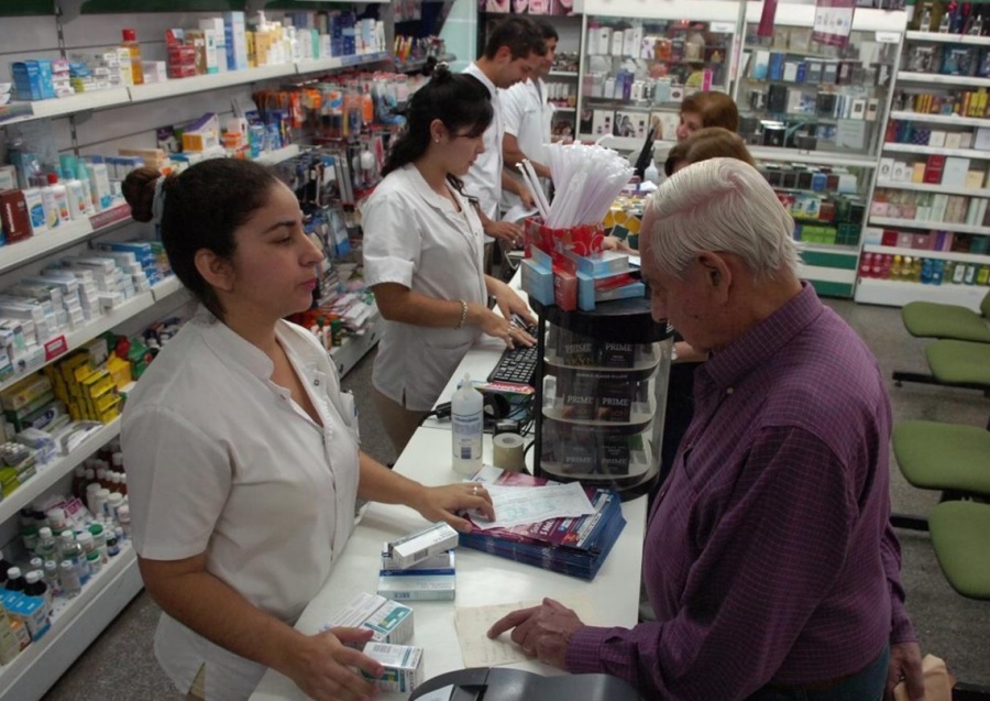 Los detalles de Pacientes Cuidados, el programa que dará descuentos del 35% en medicamentos para la población sin obra social