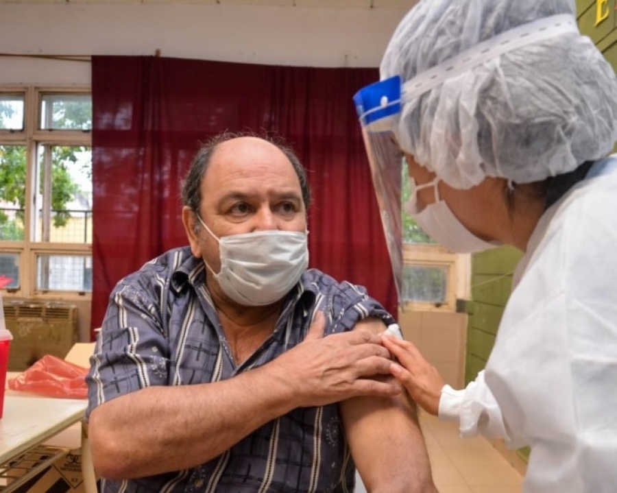 Los voluntarios de vacunas contra el COVID-19 podrán solicitar su registro en Mi Argentina