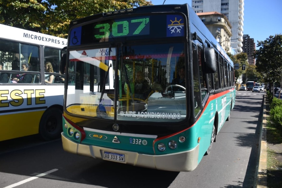 El Gobierno se juega la última carta para desactivar el paro de colectivos previsto para el jueves