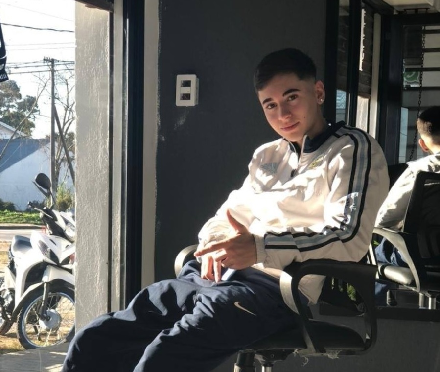 Murió el alumno del Normal 2 atropellado en La Plata y su mamá apuntó contra una médica