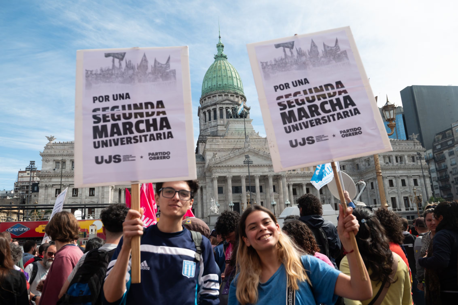 Fracasó la paritaria de urgencia con los docentes universitarios y ratificaron la marcha federal del 2 de octubre