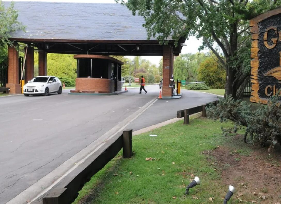 Llegará al país Jésica Clavijo, la única detenida por el millonario robo en el Grand Bell