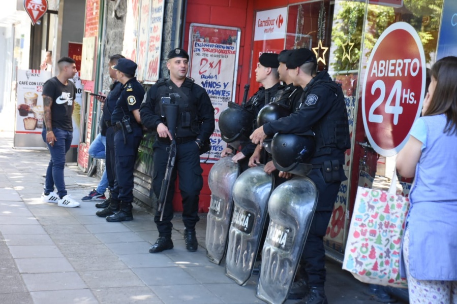 Habrá movilizaciones frente a supermercados de La Plata por la remarcación de precios y el acopio de mercaderías