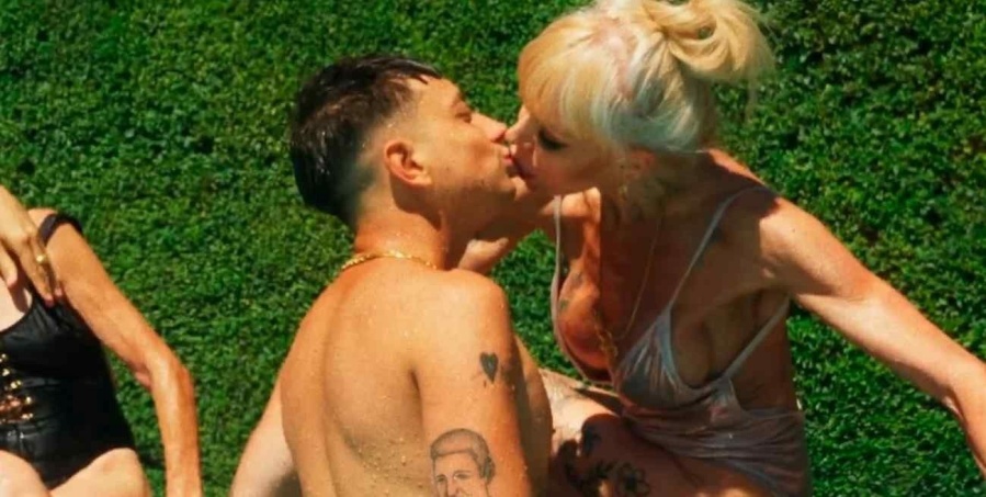 Adriana Aguirre estaría de pareja con un cantante 40 años menor que ella