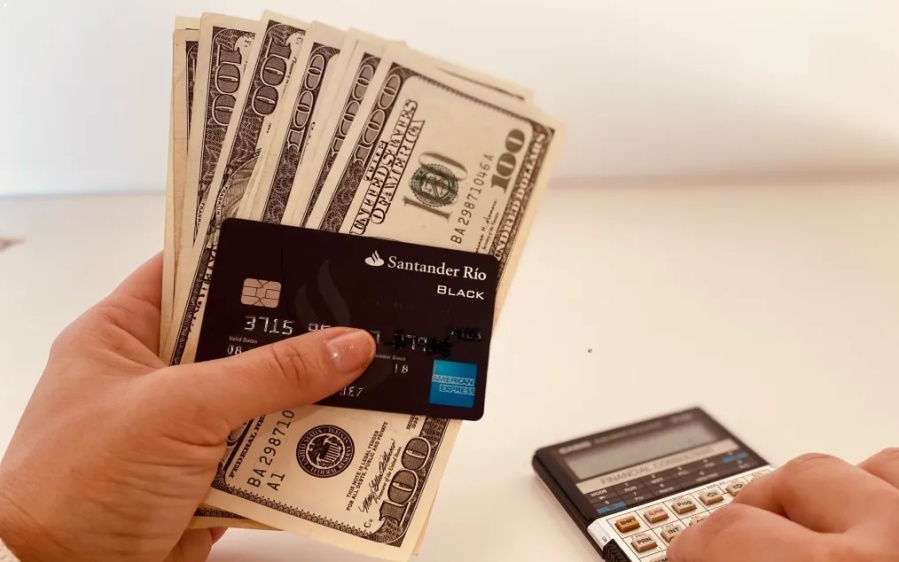 Rige el fin del Impuesto País y así impactaría en las compras en el exterior y las plataformas digitales