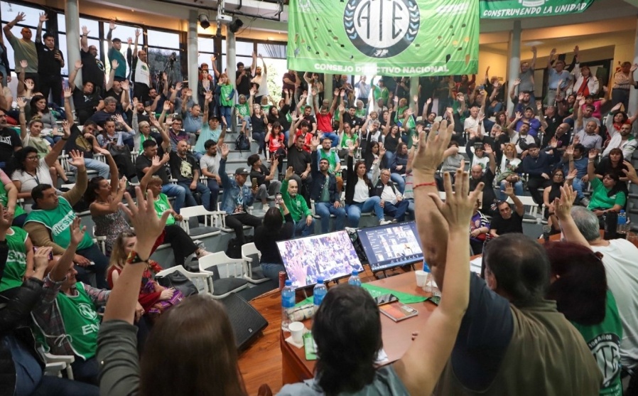 El 29 y 30 de octubre habrá un paro en la administración pública nacional por el atraso salarial