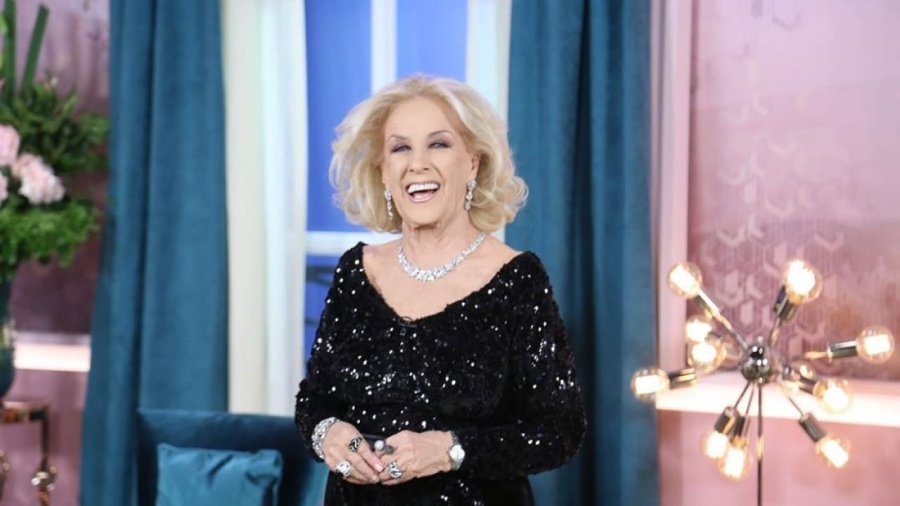 Mirtha Legrand confirmó que tiene COVID-19