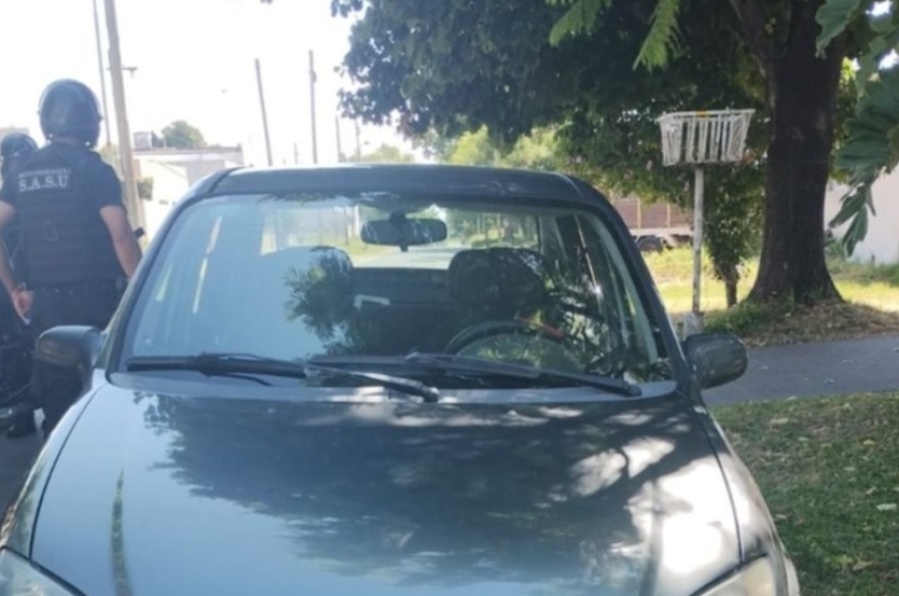 De Ensenada a Tolosa, una persecución de película terminó con dos detenidos: trataron de huir cuando sonó la sirena policial