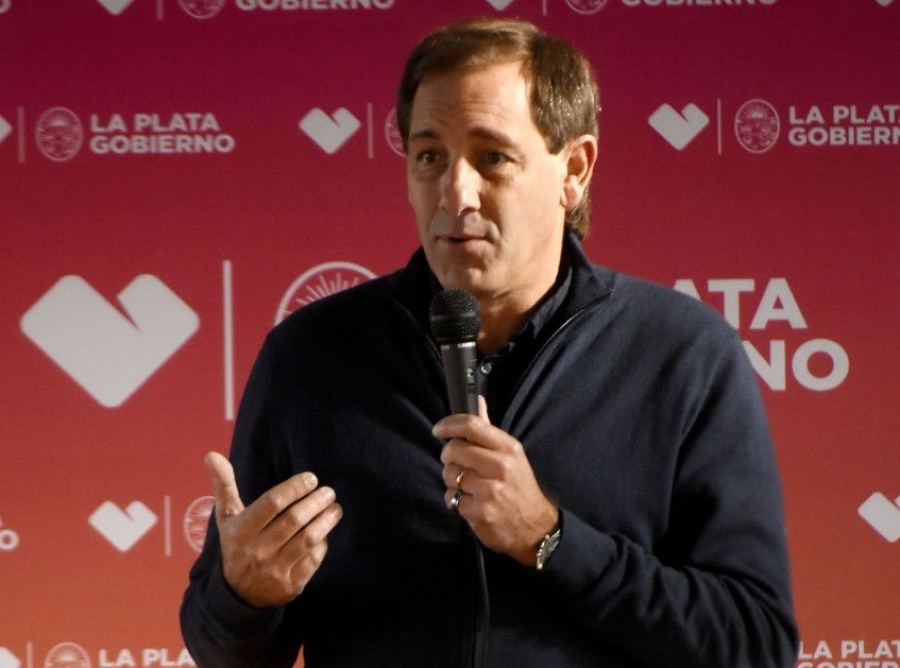 Garro sobre el fin del barbijo obligatorio en escuelas: ”Celebramos el anuncio de la Provincia; es un gesto de grandeza”