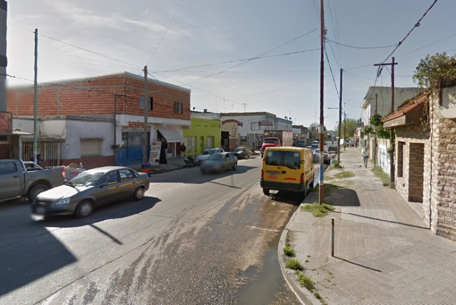 Encerraron en el baño a dos mujeres durante un brutal asalto en Villa Elvira