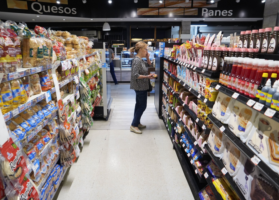 Tras un ”respiro” en la primera quincena, se aceleraron los precios en la última semana por los lácteos y panificados