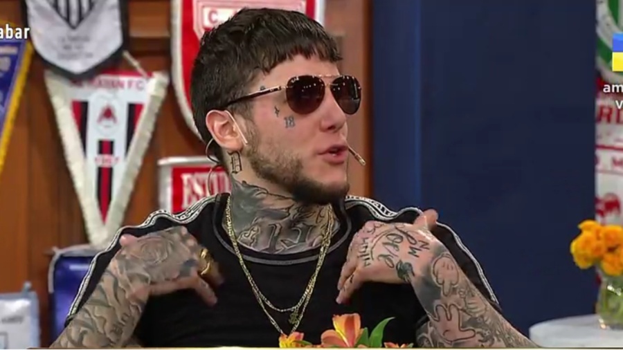 Ángel de Brito confirmó que Alex Caniggia fue despedido de ”Polémica en el bar”