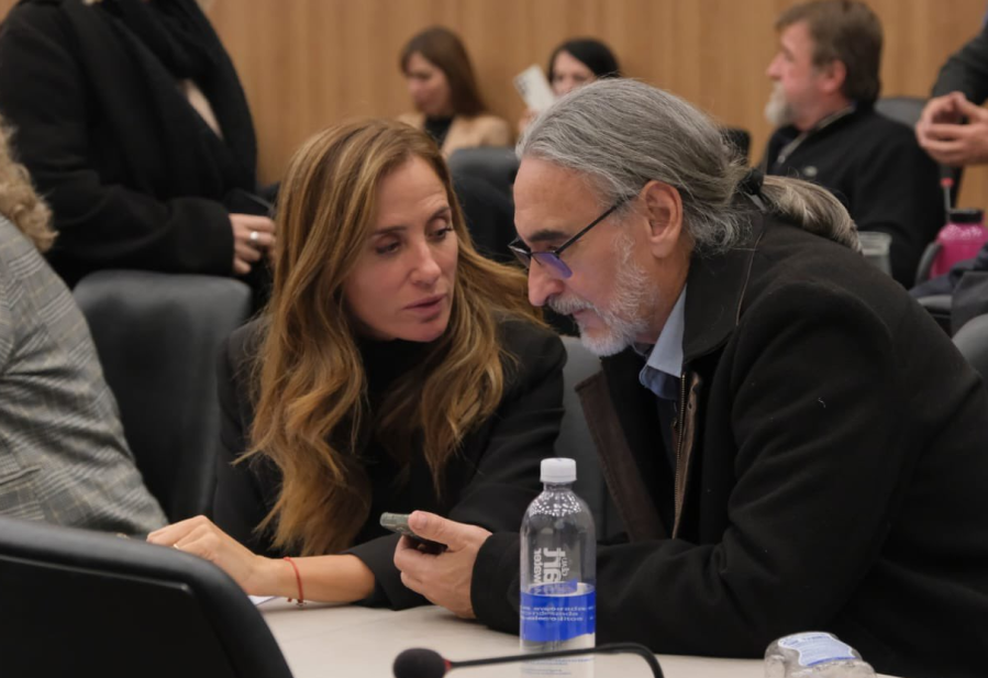 ”¿Usted me está amenazando?”: Tolosa Paz cruzó a Milei por incumplir la Constitución y hacerse eco de una supuesta imputación