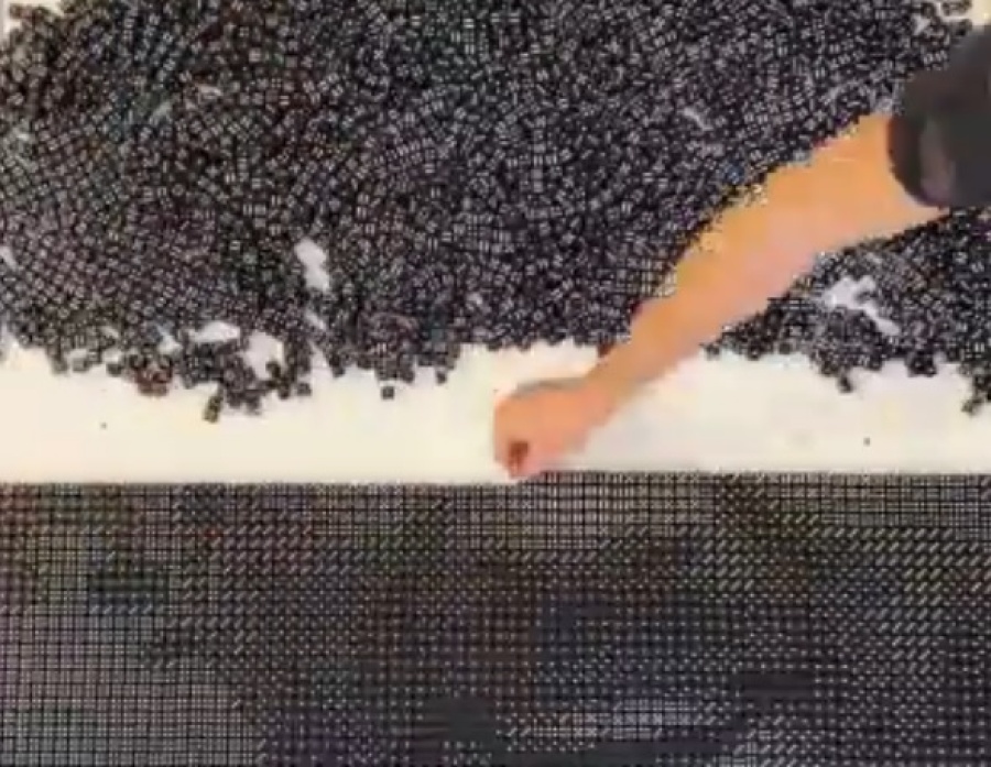 El impresionante ”Lionel Messi” con dados negros que es furor en las redes sociales