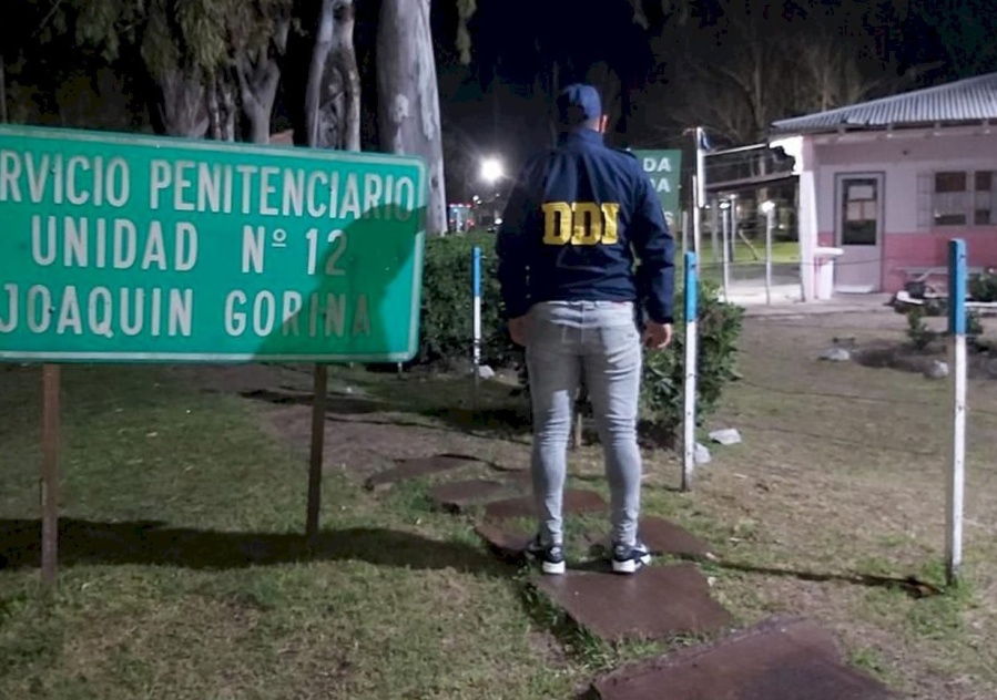 Se escapó un preso del penal de Gorina con ayuda de sus propios familiares