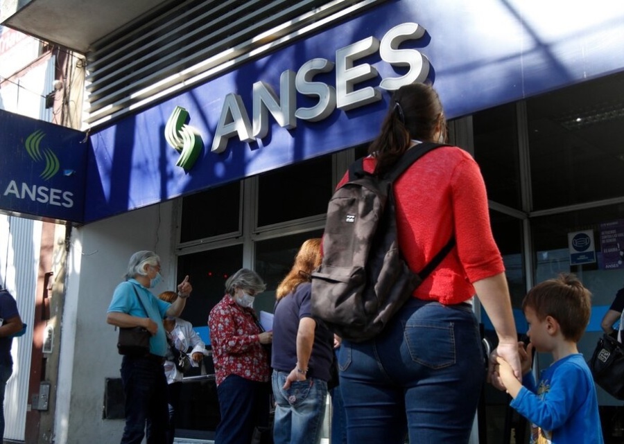Calendario ANSES: cuáles son las pensiones y asignaciones que se abonan este lunes