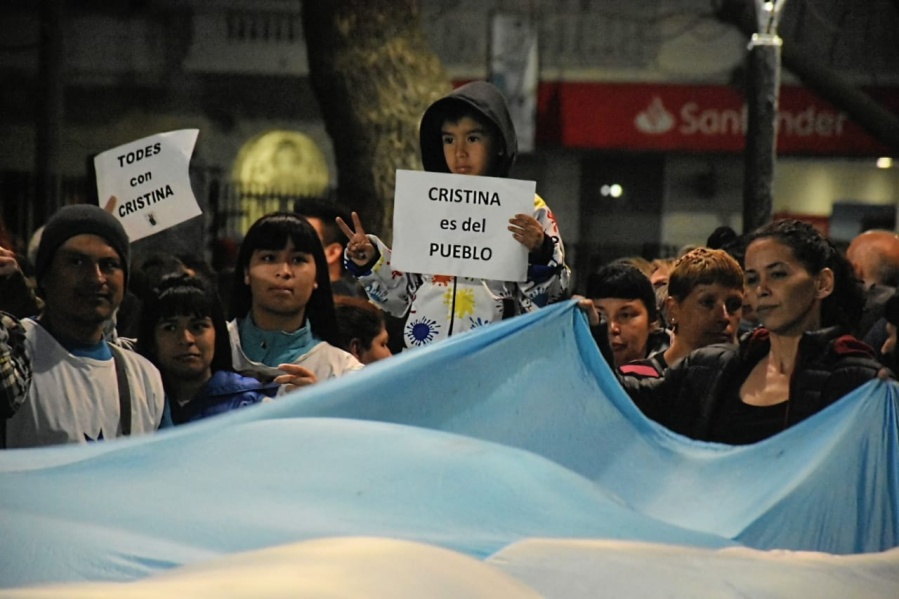 Qué dice el decreto firmado por Alberto Fernández que establece feriado nacional para este viernes